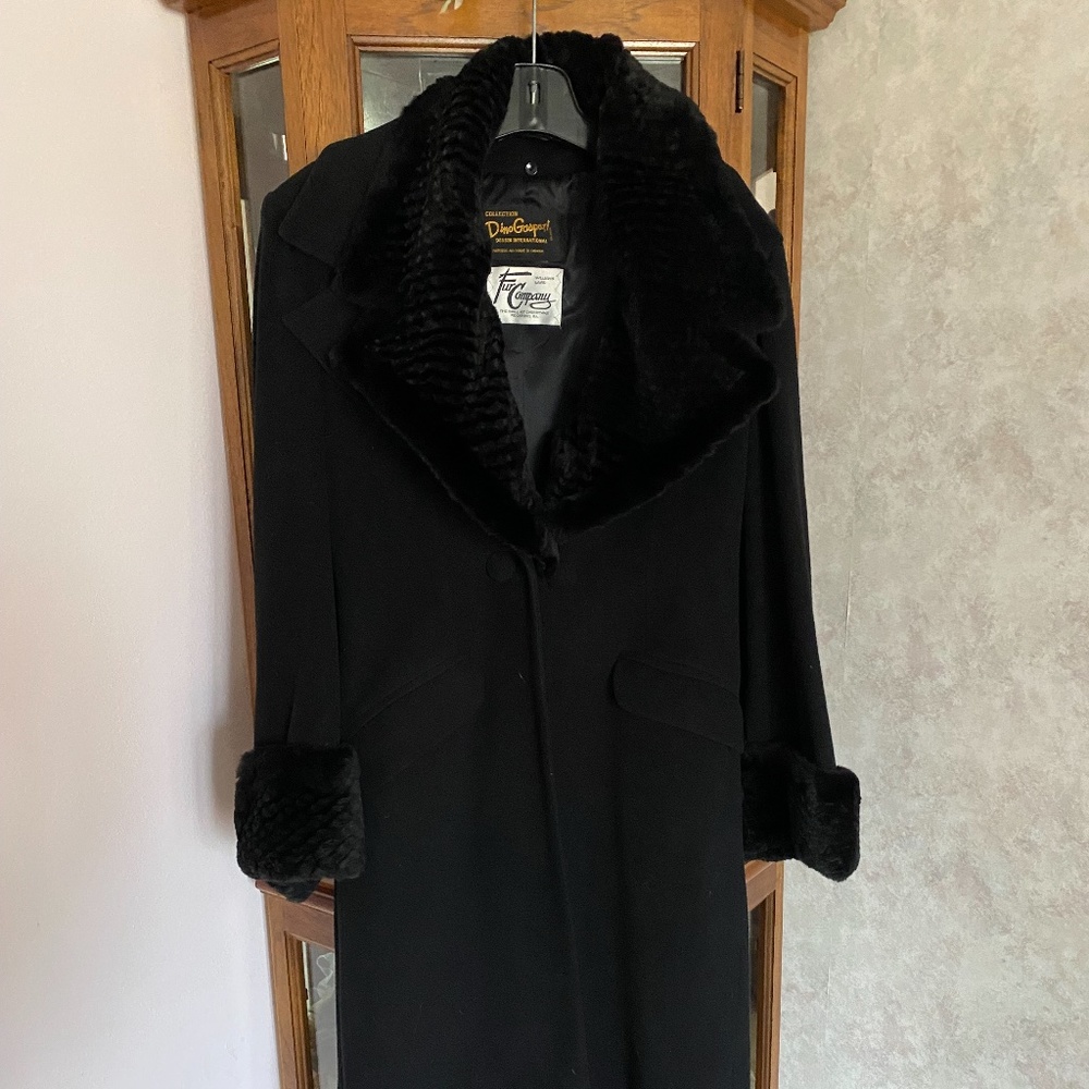 Dino Gaspari Ladies Coat size12.